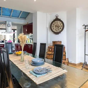 3-bedroom Quai Des Grands Augustins Apartment