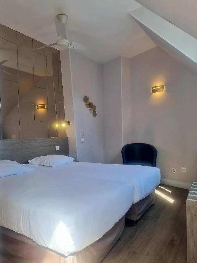 Hotel Eiffel Kensington Párizs
