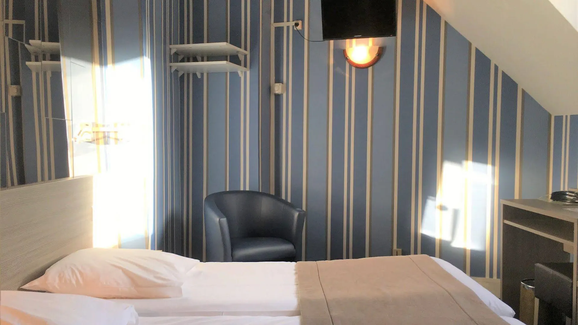 Hotel Eiffel Kensington Párizs 2*,  Franciaország